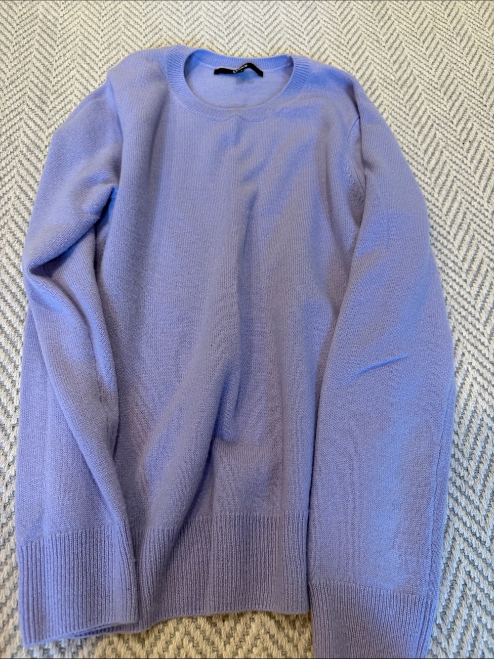 Quince Lavender Cashmere Crewneck Sweater